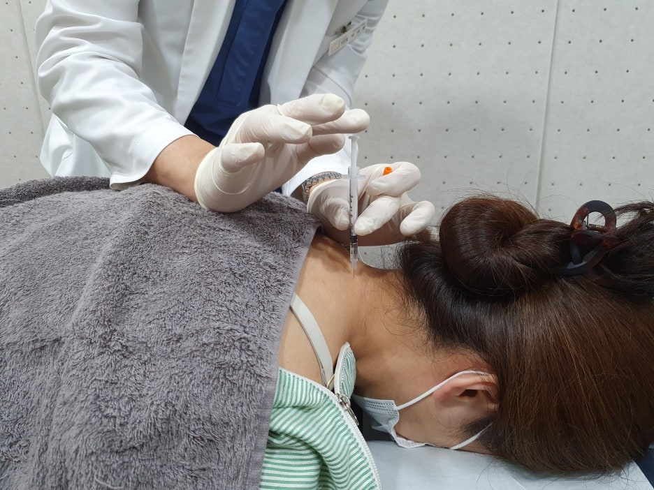 만성 경추 신경근 병증 만성 경추 디스크7