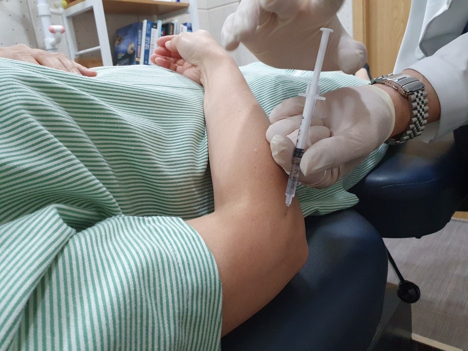 주두 점액낭염007